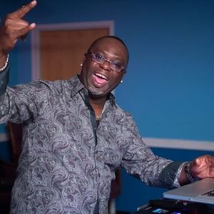 Meet your Posher, Dermont